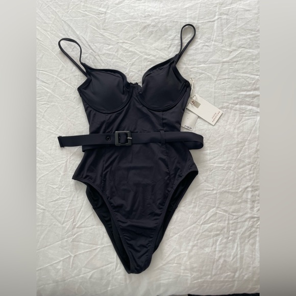 Good American Show Off One Piece bathing suit - Picture 2 of 2